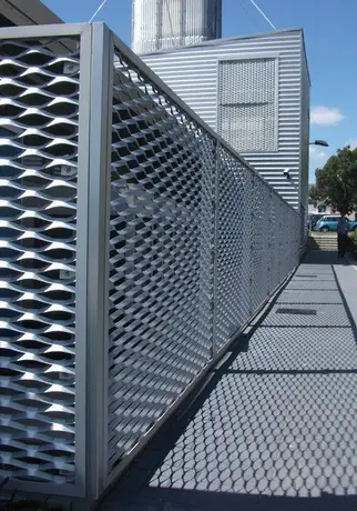 Mésh décoratif en métal perforé en aluminium galvanisé