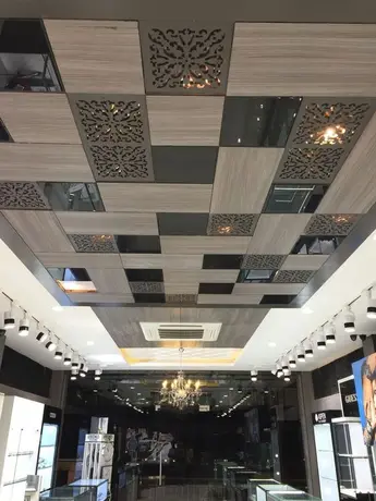 Plaques de plafond intérieures en aluminium perforé matériau AA1060 en Chine