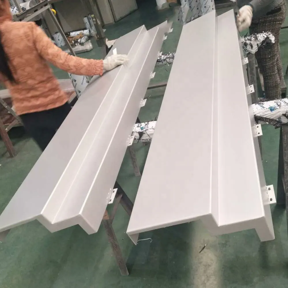 Matériau de construction en aluminium, feuille d'aluminium 3003H24, panneau mural en aluminium revêtu PVDF — Foshan Qi Aluminum Decorative Materials Co. Ltd