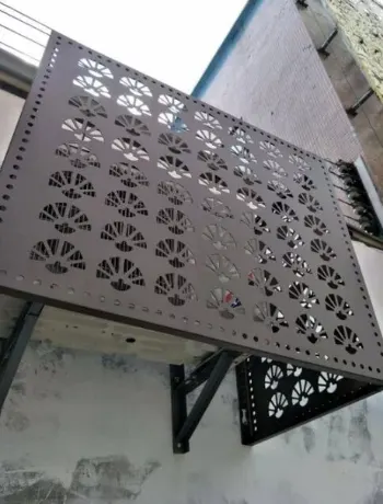 Panneaux composites en aluminium perforé et nid d'abeille pour plafonds – Foshan Qi Aluminum Decorative Materials Co. Ltd