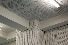 Feuilles de plafond en aluminium CNC à bon prix, finition revêtement poudre JOTUN