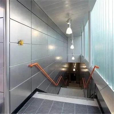Panneaux en aluminium accrocheurs pour façade de bâtiment en aluminium