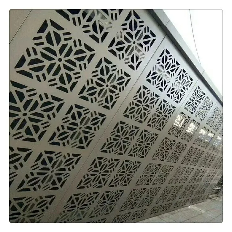 Panneau perforé creux en aluminium fabriqué en Chine — Foshan Qi Aluminum Decorative Materials Co. Ltd