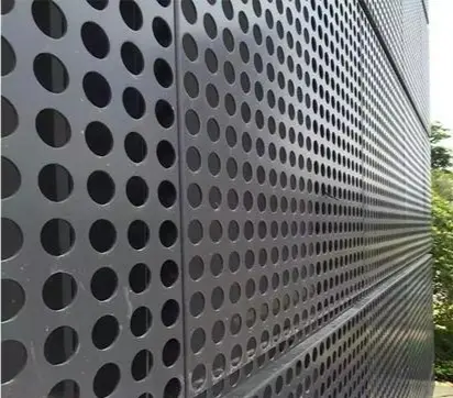 Tôle perforée en aluminium ignifugé AA1060, matériaux pour couverture extérieure/intérieure décorative de bâtiment