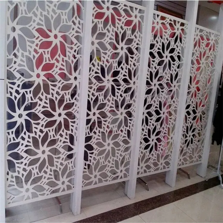 Machine à courber CNC Ideabond 2020, panneau perforé en aluminium — Foshan Qi Aluminum Decorative Materials Co., Ltd