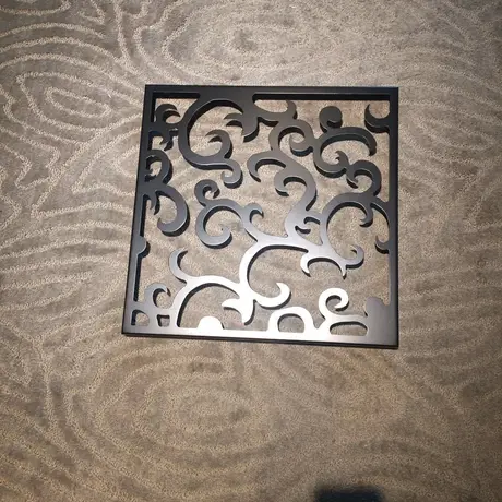 Panneaux aluminium perforés