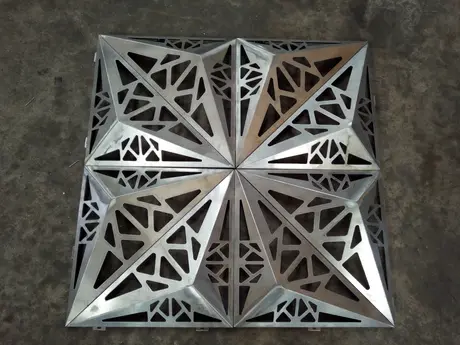 Écran décoratif 3D en aluminium perforé / mur-rideau issu du fabricant de matériaux de construction en aluminium