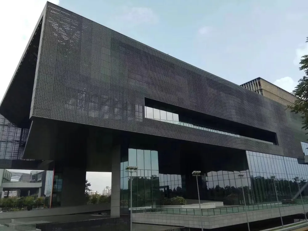 Panneau décoratif en aluminium type mashrabiya pour extérieur — Foshan Qi Aluminum Decorative Materials Co. Ltd