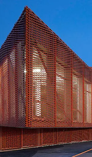 Panneaux en maille métallique alu revêtus PVDF pour décoration de construction — Foshan Qi Aluminum Decorative Materials Co. Ltd