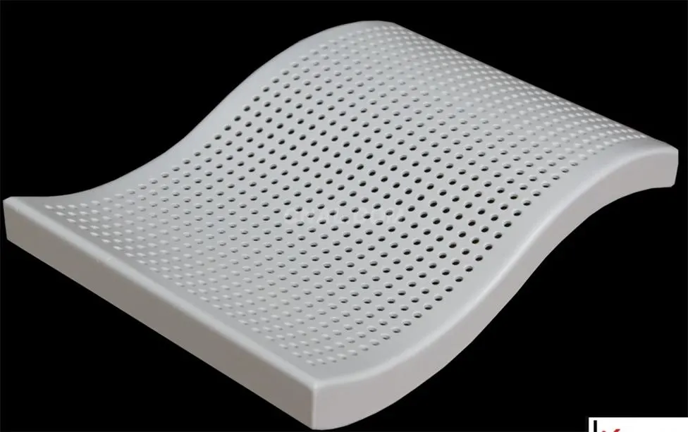 Revêtement en poudre SDF, feuille de revêtement polyester en aluminium, feuille décorative perforée en métal — Foshan Qi Aluminum Decorative Materials Co., Ltd