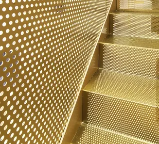 Panneaux en aluminium perforé revêtus PVDF 4,0 mm pour façade extérieure — Foshan Qi Aluminum Decorative Materials Co., Ltd