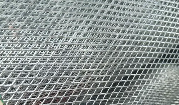 Panneau en treillis métallique en aluminium à trous ronds, revêtement poudre 2020 — Foshan Qi Aluminum Decorative Materials Co. Ltd