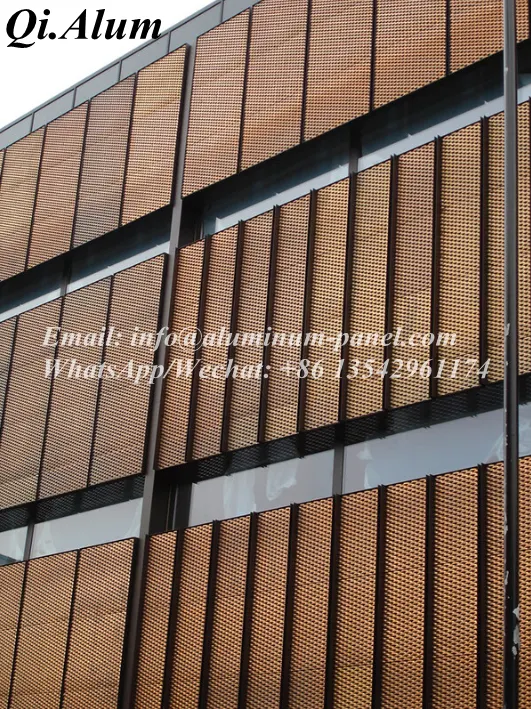 Panneaux en treillis métallique soudé en aluminium — Foshan Qi Aluminum Decorative Materials Co. Ltd