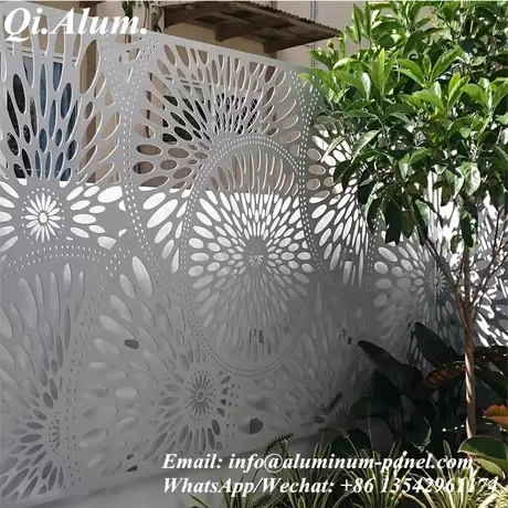 Selon dessin CAD, motif de gravure CNC pour panneau en aluminium perforé, clôture extérieure