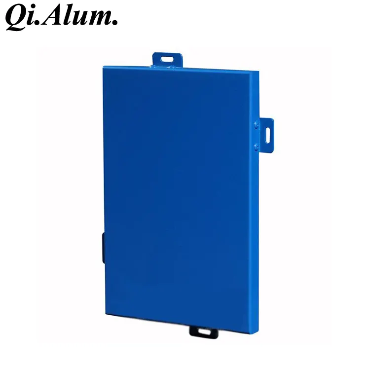 Grandes plaques décoratives murales en aluminium — Foshan Qi Aluminum Decorative Materials Co. Ltd