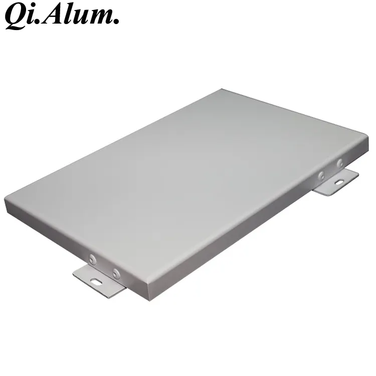 Panneau plein en aluminium à revêtement fluorocarbone pour rideau métallique — Foshan Qi Aluminum Decorative Materials Co., Ltd