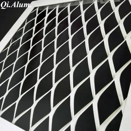 Tôles en filet métallique en aluminium expansé, revêtement poudre JOTUN, utilisées pour décoration extérieure