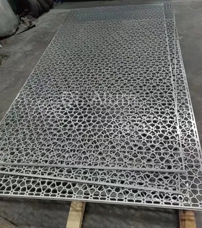 Panneau en aluminium perforé à découpe laser pour rideau métallique, décoration extérieure en métal, façade artistique de haute qualité, vue 6