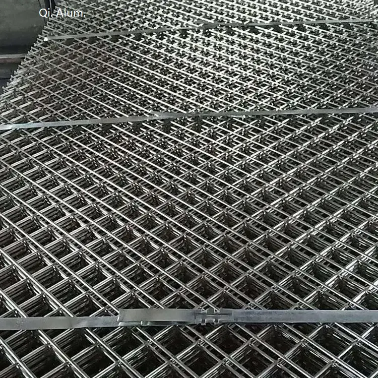 Mésh métallique expansé aluminium acier mésh métallique expansé rouleaux grillage en maille losange — Foshan Qi Aluminum Decorative Materials Co. Ltd