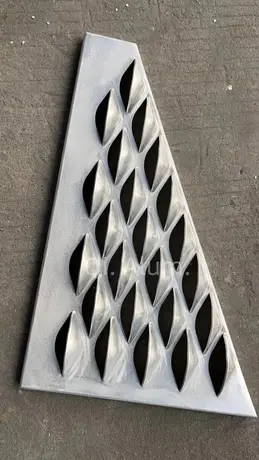 Panneaux en aluminium 3 mm en forme d'écailles de poisson, design élégant pour revêtement de façade de rideau