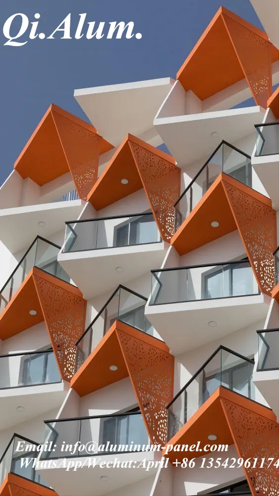 Panneaux d'ombrage extérieur préfabriqués en aluminium perforé Aluminium Perforated Aluminium Sunshading Panneaux Prefabricated Fixed Exterior — Foshan Qi Aluminum Decorative Materials Co. Ltd