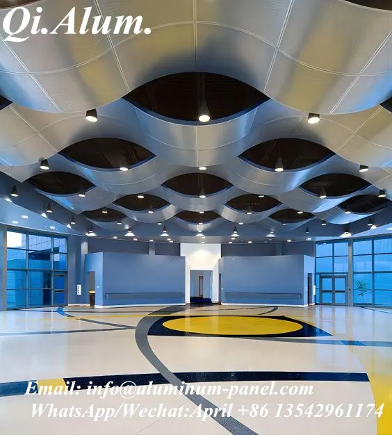 Panneaux de plafond métalliques aluminium à design ondulé pour décoration intérieure — Foshan Qi Aluminum Decorative Materials Co. Ltd
