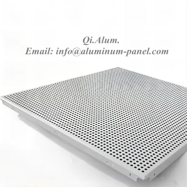 Plaque/plafond aluminium 600*600 perforée et non perforée — Foshan Qi Aluminum Decorative Materials Co. Ltd