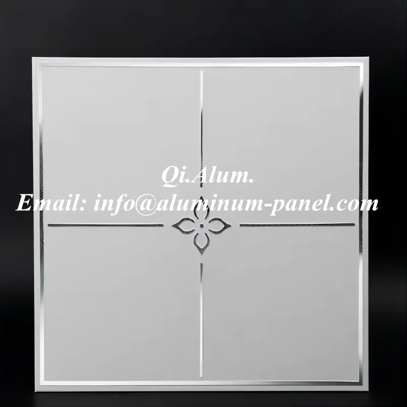 Système de plafond alu bâton bois finition métal décoratif suspendu — Foshan Qi Aluminum Decorative Materials Co. Ltd
