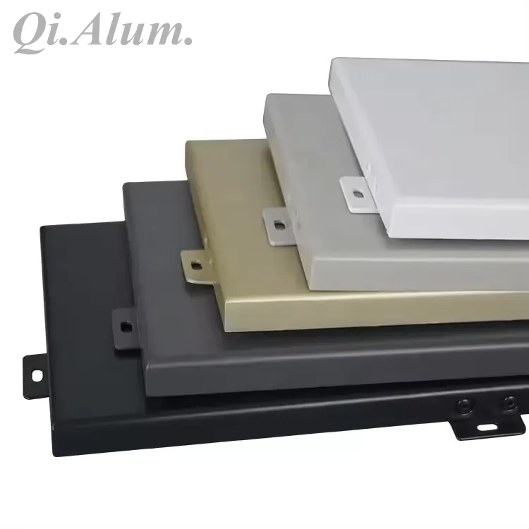 Revêtement extérieur en métal aluminium personnalisable — Foshan Qi Aluminum Decorative Materials Co. Ltd