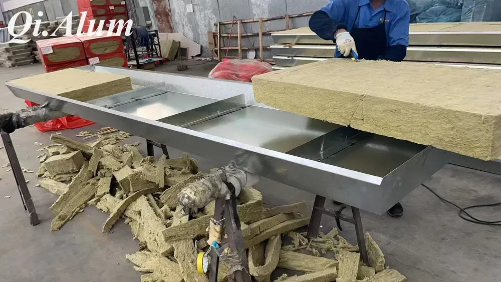 Systèmes de boîtes d'ombre en aluminium : construire des espaces plus sûrs, plus intelligents et plus durables — Foshan Qi Aluminum Decorative Materials Co. Ltd