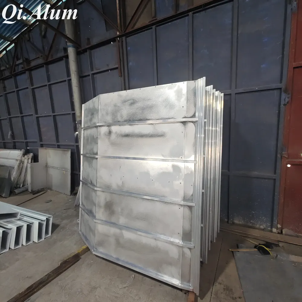 Panneaux d'assemblage en aluminium – L'avenir de la construction modulaire et durable — Foshan Qi Aluminum Decorative Materials Co., Ltd
