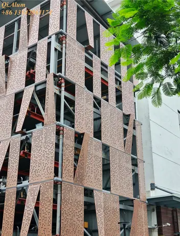 Panneaux en aluminium perforés : utilisations, applications et avantages