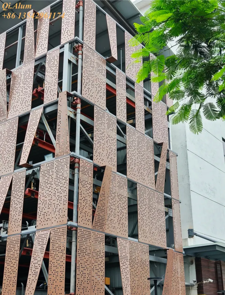 Panneaux perforés en aluminium : utilisations, applications et avantages — Foshan Qi Aluminum Decorative Materials Co. Ltd