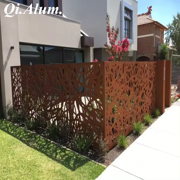 Panneau aluminium brise-vue pour façade extérieure